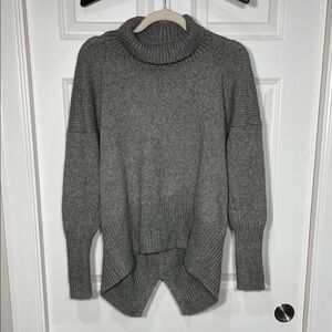 Niko and… Turtleneck Sweater Size EU 3 US Medium Grey Wool Blend Long Sleeve
